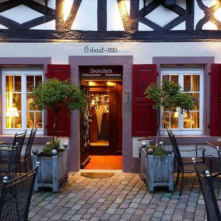 Gasthaus Storchen Hellas ハスラッハ・イム・キンツィクタール エクステリア 写真