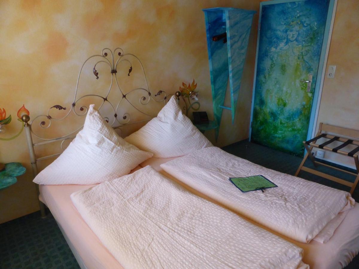 Gasthaus Storchen Hellas ハスラッハ・イム・キンツィクタール 部屋 写真