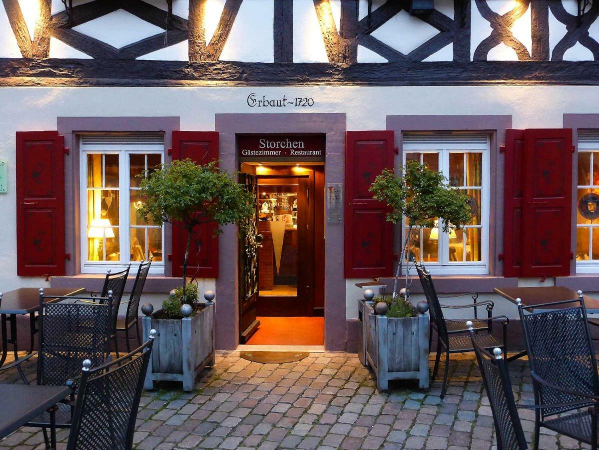 Gasthaus Storchen Hellas ハスラッハ・イム・キンツィクタール エクステリア 写真